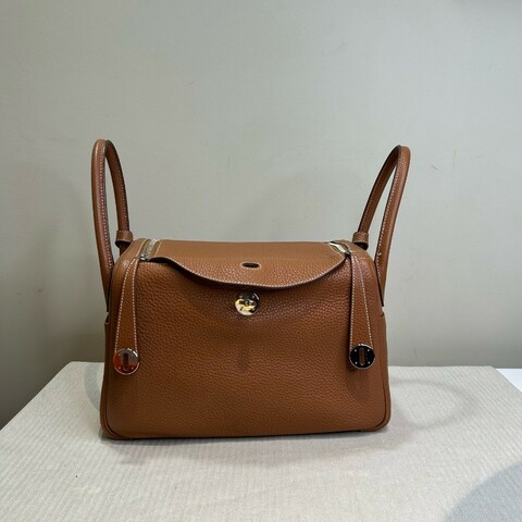 Hermes/愛馬仕 lindy30 金棕銀扣 Tc皮 T刻