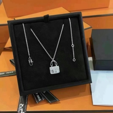 Hermes Constance Amulette 康康 滿鑽 白金項鏈