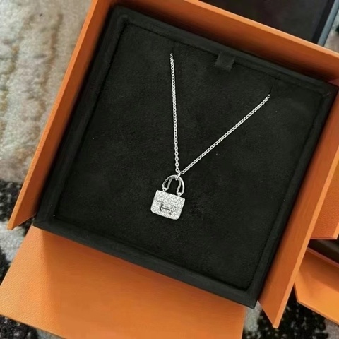Hermes Constance Amulette 康康 滿鑽 白金項鏈
