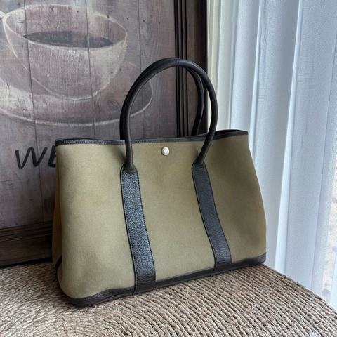 【震撼撿漏👍🏻全網最低價💫】Hermes/愛馬仕 花園包經典淡綠色 36