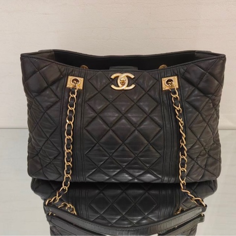 【震撼撿漏👍🏻全網最低價💫】Chanel/香奈儿 黑金Tote包 2026年流行大包 25Bag平替