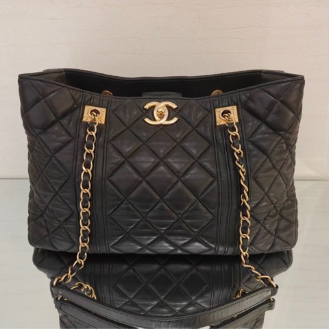 【震撼撿漏👍🏻全網最低價💫】Chanel/香奈儿 黑金Tote包 2026年流行大包 25Bag平替