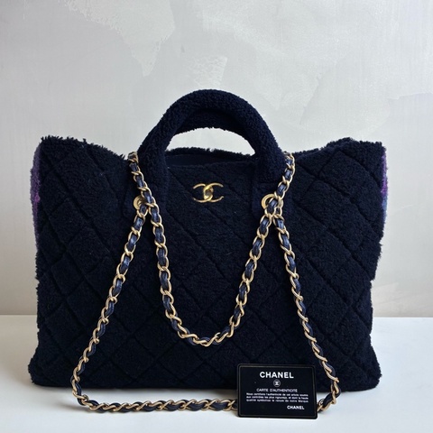 Chanel香奈兒 毛絨菱格羊毛托特包 30開有卡 尺寸：42*30*13