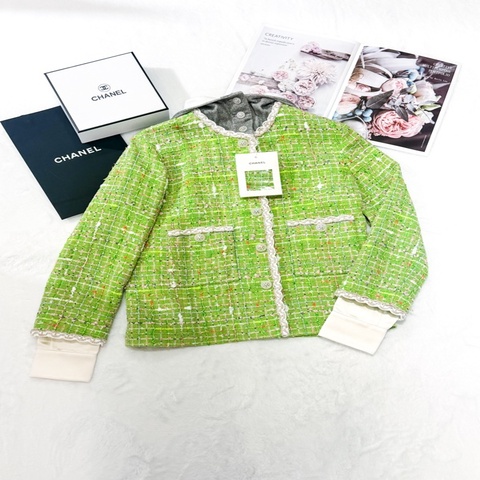 Chanel 25C Cruise綠色Tweed外套