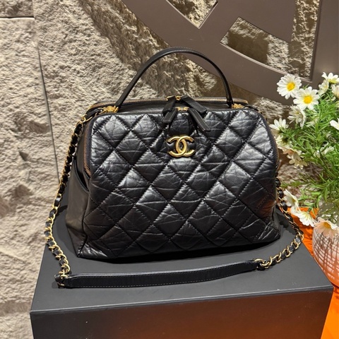 Chanel香奈兒23C 黑金保齡球包 晶片款