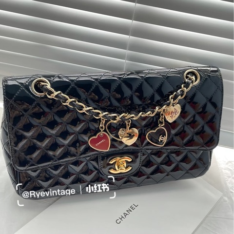Chanel • 10p情人節限定愛心黑金漆皮Cf 25 中號