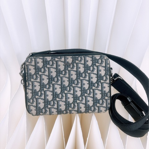 Dior 藍色老花相機包