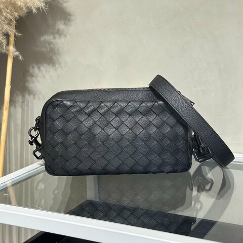 BOTTEGA VENETA Intrecciato編織相機包