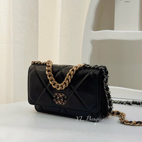 s4401-CHANEL 19系列黑小羊皮WOC AP0957