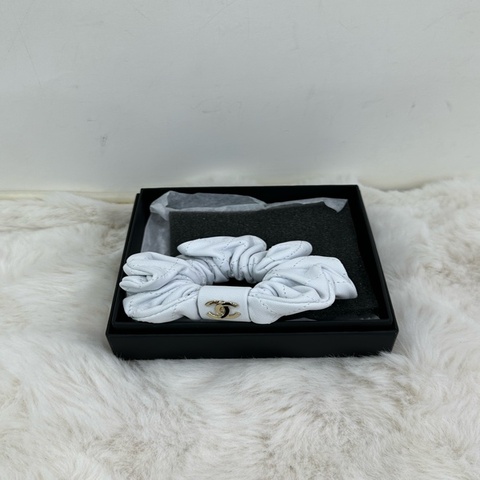 Chanel 香奈兒 金色logo小羊皮髮圈大腸圈皮髮圈
