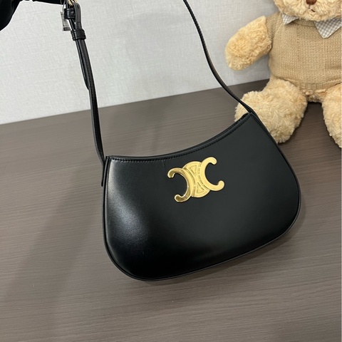 Celine 賽琳 黑金全皮Tilly凱旋門腋下包 23編碼 23*13