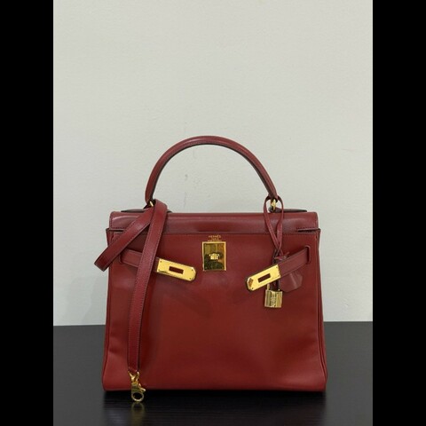 Hermes Kelly 28
Rough H 
Box leather