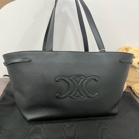 Celine 賽琳 黑色anais粒面牛皮托特包 24編碼 30*29