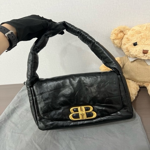 Balenciaga 巴黎世家 黑金Monaco雲朵腋下包 25*18