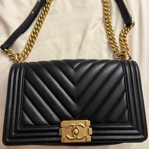 CHANEL 山形紋 25cm leboy