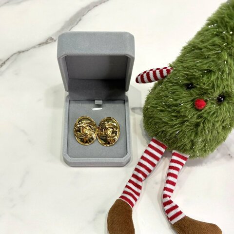 CHANEL Vintage橢圓雙C金色耳夾