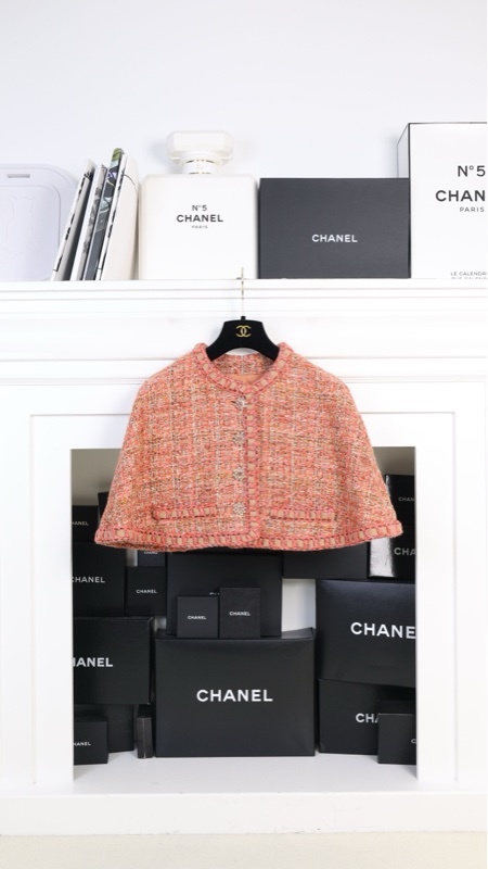 Chanel 16年罗马系列橘色粗花呢琉璃扣斗篷