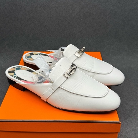Hermes 愛馬仕 白色半拖穆勒鞋 38碼