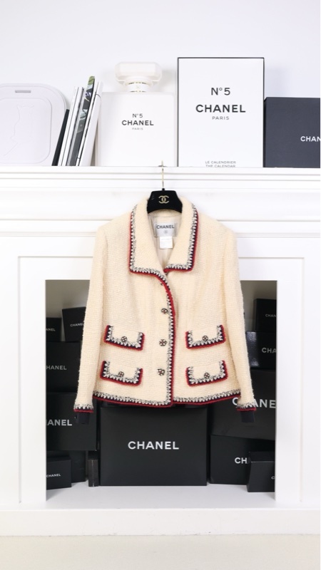 Chanel 06年高级手工坊系列奶白色蓝红滚边琉璃扣四口袋外套