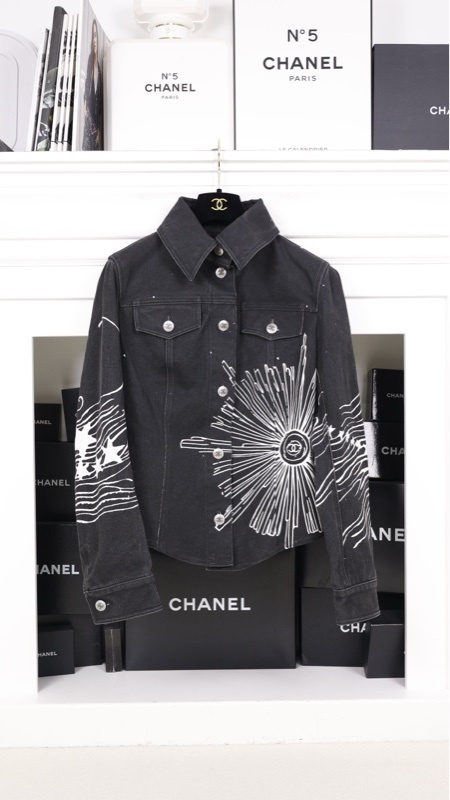 Chanel 22C秀款丹宁牛仔黑白涂鸦牛仔上衣夹克