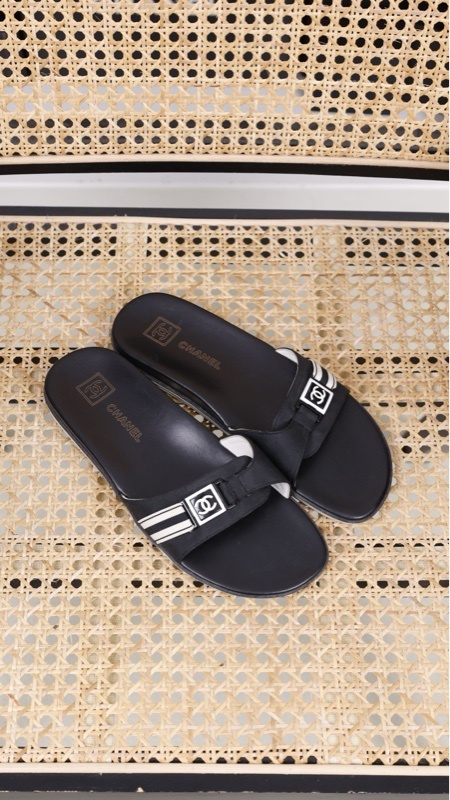 Chanel 06年运动方标系列黑白织物橡胶拖鞋
