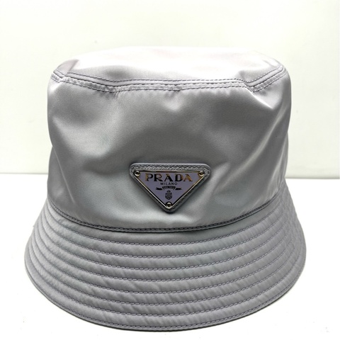 Prada 漁夫帽