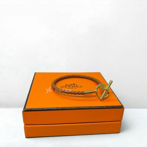 A13421-HERMES Glenan 金棕色牛皮編織金釦手環H071681F 37T2