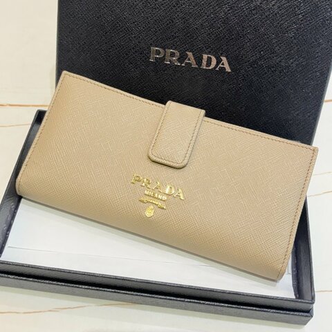 PRADA Saffiano 拚色對開長夾