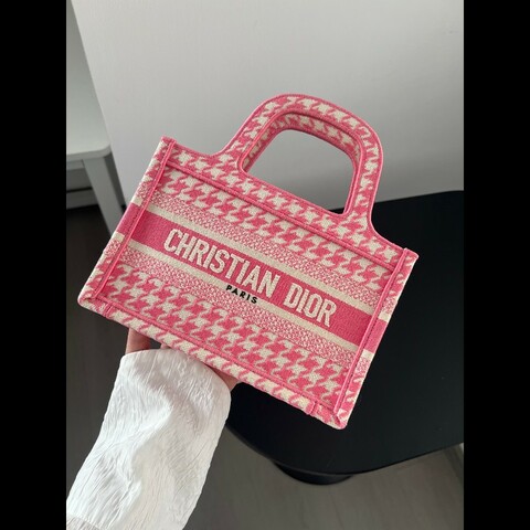 Dior粉色千鳥紋mini托特包，成色極佳