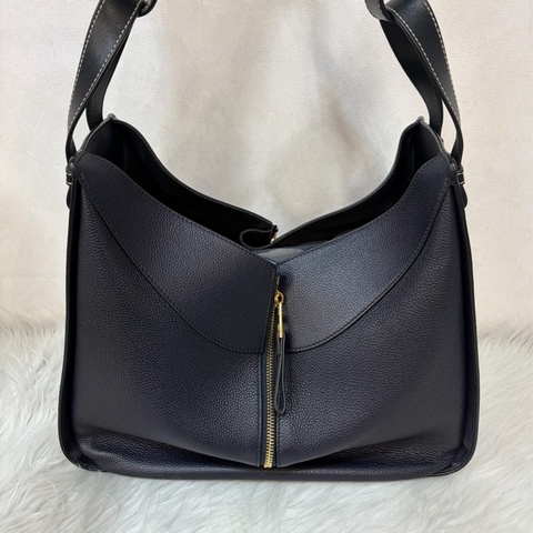LOEWE A583S35X29 Hammock bag午夜藍皮革金釦吊床包｜ 肩背包 吊床包