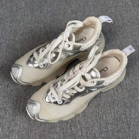 DIOR/迪奧 Vibe減震防滑耐磨低幫生活休閒鞋  尺碼：34