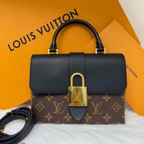 路易威登 Louis Vuitton  LockyBB黑色老花鎖頭包 Monogram 塗層帆布與光滑牛皮革  晶片款尺寸：20.0x 16.0x 7.5 cm