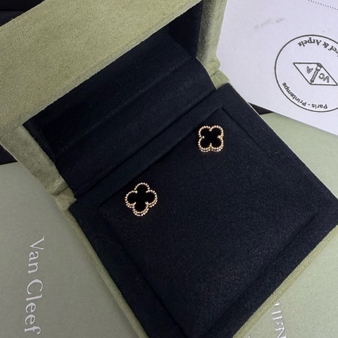 梵克雅寶 Van Cleef & Arpels 22年 黑小花耳釘  附件 證書，盒