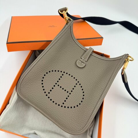 HERMES - 大象灰金釦mini Evelyne斜背包