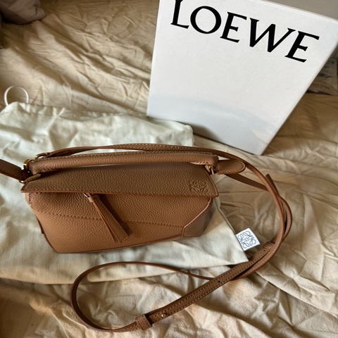 Loewe mini puzzle edge toffee 太妃糖色