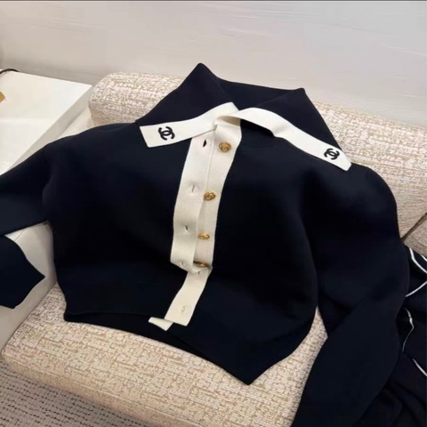 Chanel香奈兒26B黑色海軍服開衫