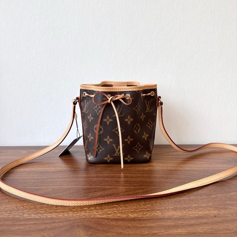 路易威登/Louis Vuitton  經典老花抽繩小水桶斜挎包 芯片款