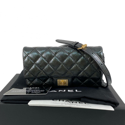 △ CHANEL 香奈兒 Metallic Grey And Blue Calfskin 2.55 Gold Tone Metal No.28 Waist Bag 金屬灰色和藍色小牛皮2.55金色金屬No.28腰包 A57791-267015247