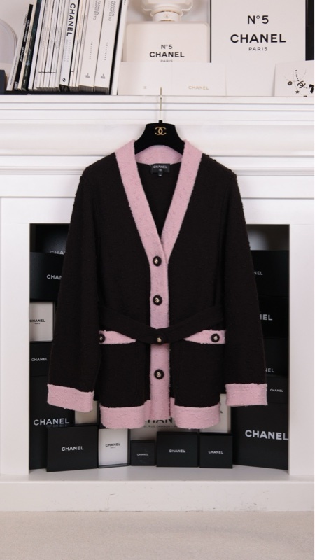 Chanel 24K秀款粉棕色针织开衫上衣外套