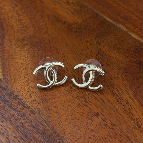 Chanel 香奈兒 側鑲鑽淺金耳環