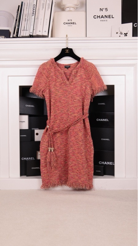 Chanel 17年希腊系列橘色细闪针织腰带V领短袖连衣裙