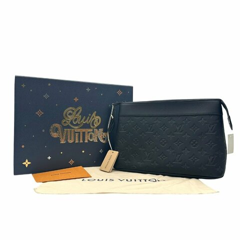 【美收精品】 Louis Vuitton 黑色壓花手拿包 C-792 隔月月中將轉賣至日本 上架期限30天】