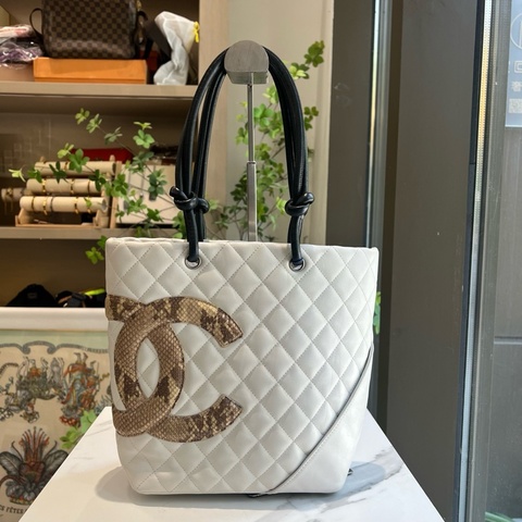 Chanel 香奈兒 白色 康鵬雙C皮紋托特包 9開 底長約20cm