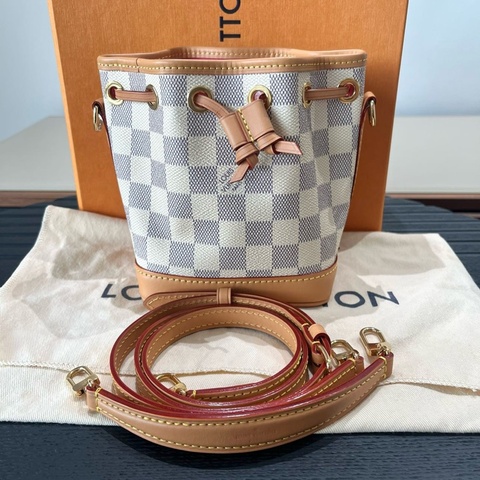 路易威登/Louis Vuitton Nano Noé 水桶包 灰白棋盤格手提包斜挎包 芯片款