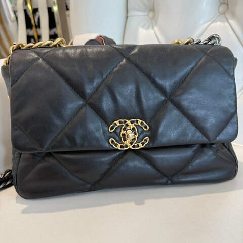 CHANEL 19系列30公分 黑色