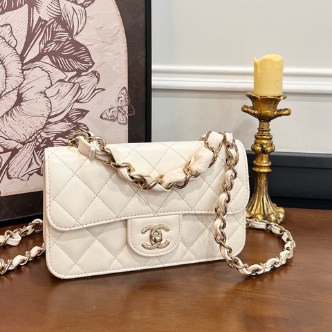 CHANEL 季節款粗金鍊MINI包 羊皮白 AS5670/晶片款