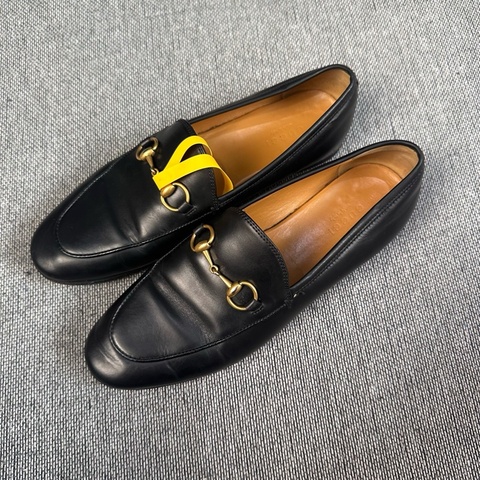 Gucci/古馳  牛皮 經典黑金馬銜扣樂福鞋  已貼底尺碼：37.5