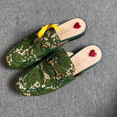 Gucci/古馳 綠色蕾絲馬銜扣愛心樂福半拖  已贴底 尺碼：36