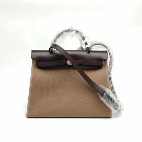 HERMES Herbag31大象灰拼烏木色帆布/牛皮T刻銀扣肩背包