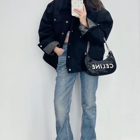 #熱銷現貨 #CELINE 黑色亮片大字母#迷你Ava腋下包銀鍊